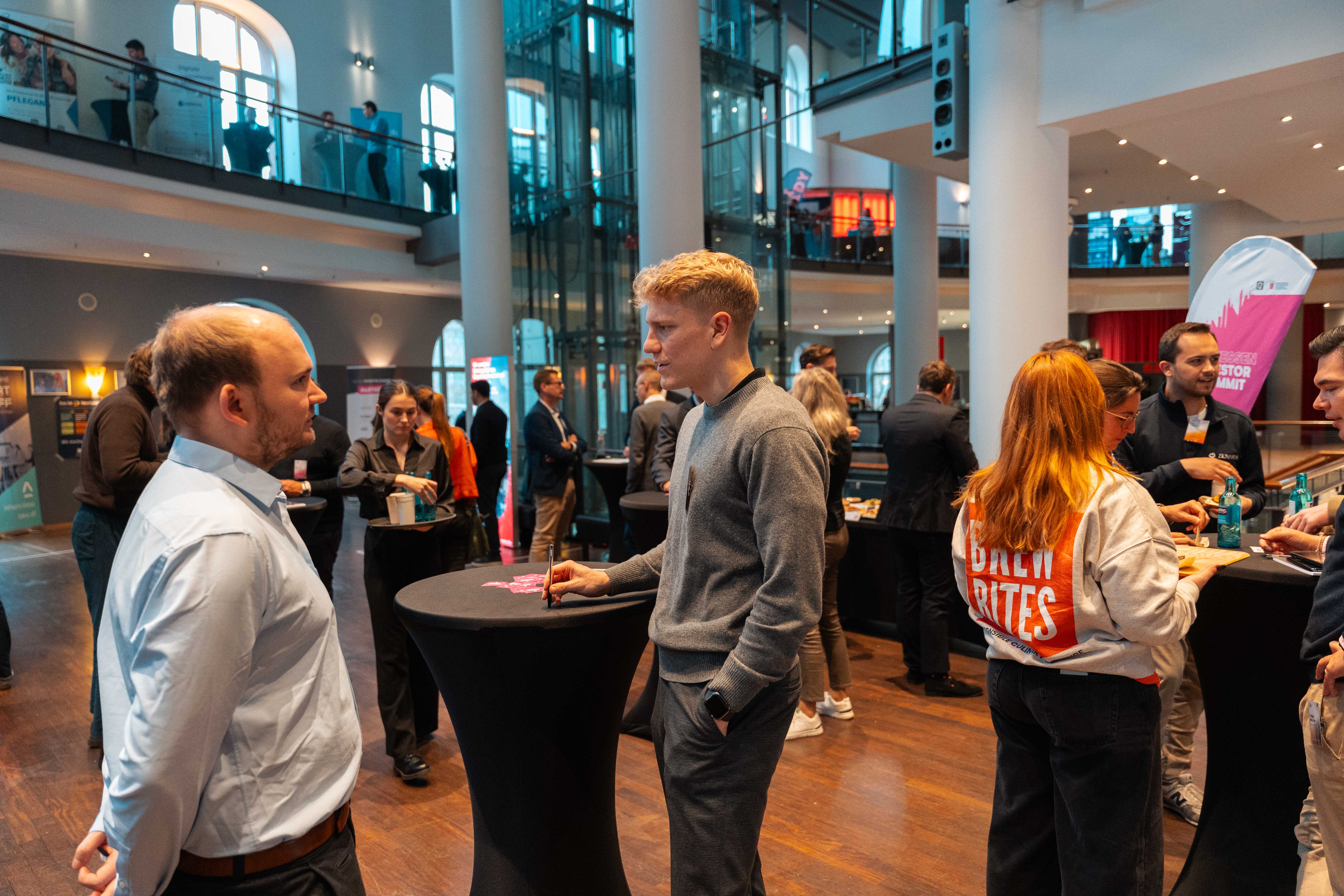 Networking beim Hessen Innovation Summit